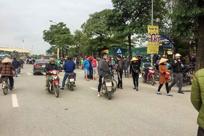 Vé chung kết AFF Cup: Cần bao nhiêu cứ ra... cổng VFF - Ảnh 1.