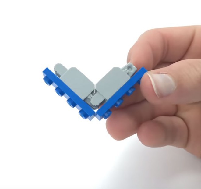 Internet đang phát cuồng với kỹ thuật lắp LEGO kiểu ngược đời - Ảnh 13.