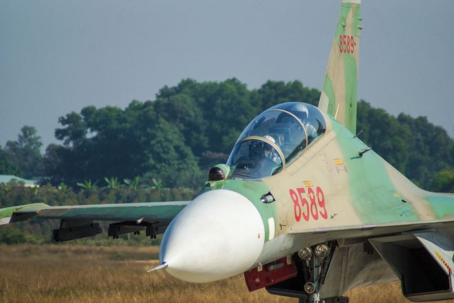 Tiêm kích Su-30MK2 canh trời phía Bắc - Ảnh 7.