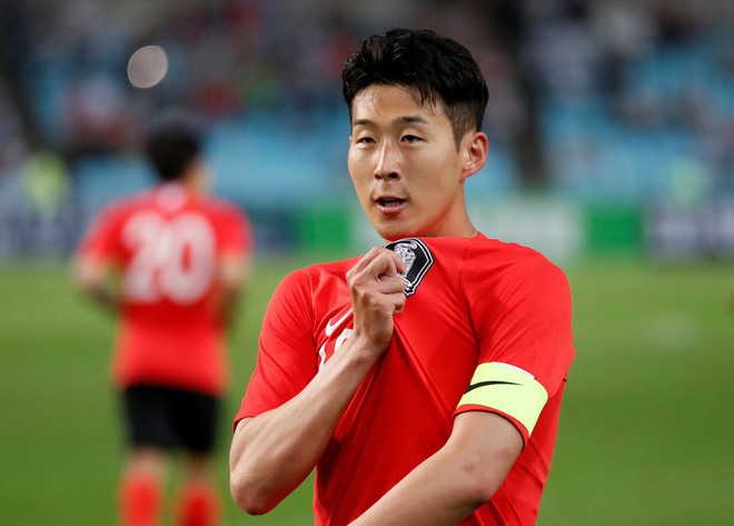 Son Heung-min bỏ 2 trận tại Asian Cup 2019 để ở lại Anh chạm trán Manchester United - Ảnh 1.