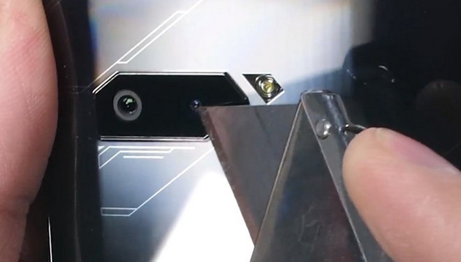 Tra tấn Asus ROG Phone: Smartphone chuyên game của Asus có thực sự bền? - Ảnh 4.