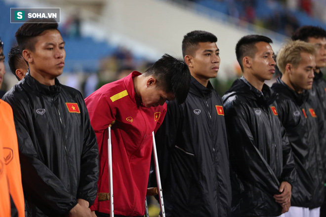 Sao Việt Nam nghẹn ngào khóc khi hát Quốc ca vì chấn thương, lỡ Asian Cup - Ảnh 7.