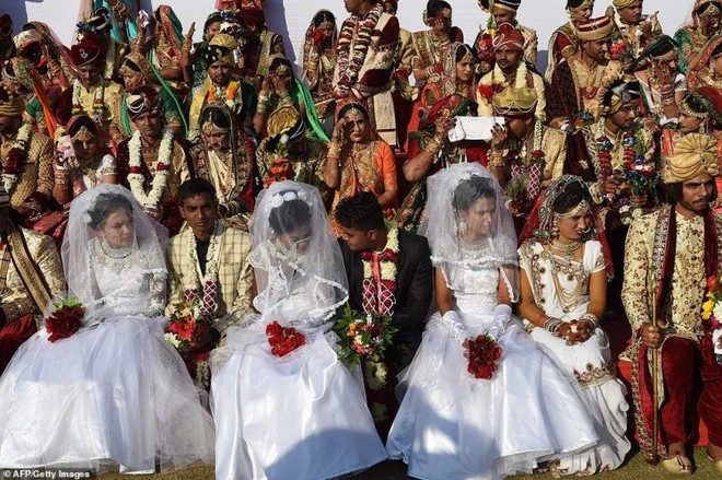 Đại gia kim cương tài trợ cho đám cưới của hơn 3.000 cô dâu suốt 8 năm - Ảnh 10.