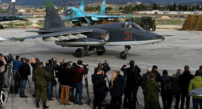 Israel tấn công: Âm mưu khủng khiếp hơn cả thảm họa IL-20 - PK Syria tỉnh đòn, tránh bàn thua trông thấy? - Ảnh 2.