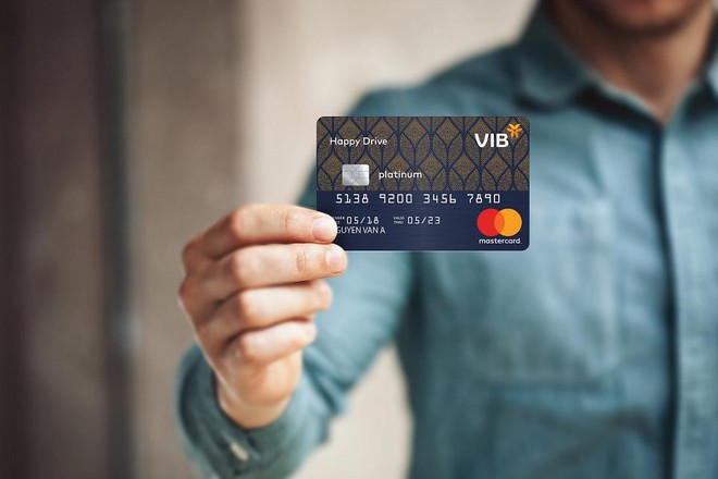 Dùng thẻ tín dụng VIB được hoàn tiền đến 3 triệu và miễn phí thường niên trọn đời  - Ảnh 1.