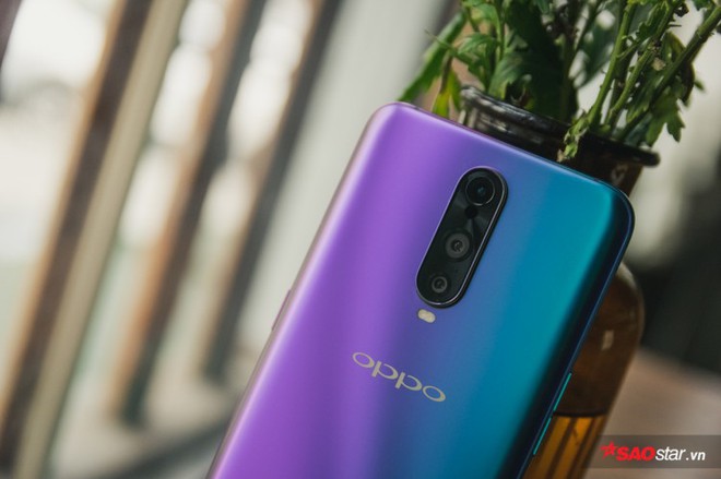 Đánh giá chi tiết OPPO R17 Pro: Smartphone cận cao cấp có dấu ấn rất riêng! - Ảnh 16.