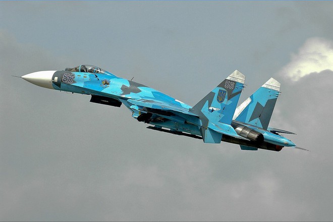 [ẢNH] Từ 70 chiến thần Su-27 xuống còn 17 chiếc, điều gì đang xảy ra với chiến đấu cơ mạnh nhất của Ukraine? - Ảnh 2.