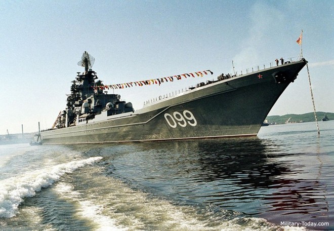 Ảnh: Sức mạnh tuần dương hạm lớn nhất thế giới của Hải quân Nga - Ảnh 1.