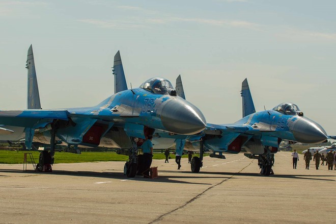 [ẢNH] Từ 70 chiến thần Su-27 xuống còn 17 chiếc, điều gì đang xảy ra với chiến đấu cơ mạnh nhất của Ukraine? - Ảnh 16.