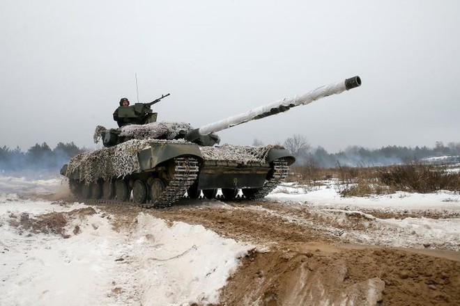 Ukraine tổ chức hàng loạt cuộc tập trận giữa lúc căng thẳng với Nga - Ảnh 6.