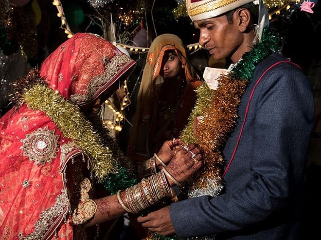 Bi đát những cô dâu trẻ em ở Ấn Độ - Ảnh 1.