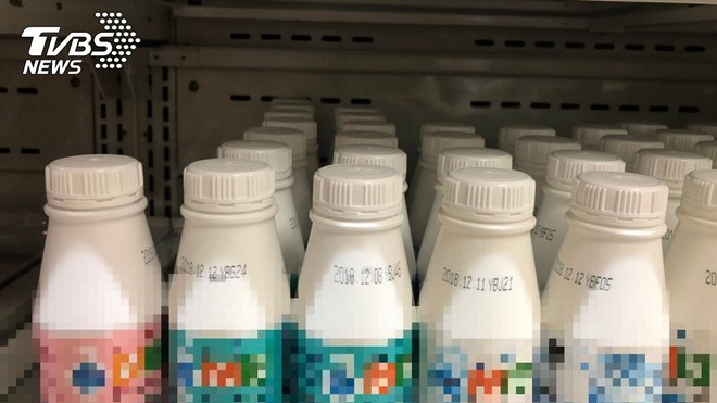 Vụ án gây tranh cãi tại Đài Loan: Cảnh sát triệu tập nghi phạm, xét nghiệm ADN để tìm ra kẻ uống trộm chai sữa chua trong khu trọ - Ảnh 1.