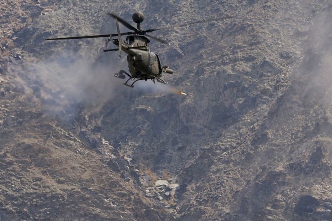 Ảnh: Trực thăng “Chiến binh” trinh sát OH-58D Kiowa của quân đội Mỹ - Ảnh 13.
