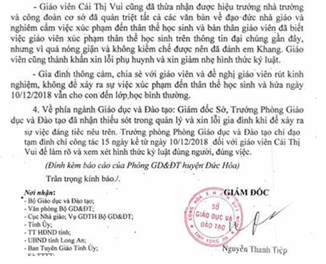 Vụ bé trai tật nguyền bị cô giáo đánh bầm tím người: Cô giáo đến nhà xin lỗi   - Ảnh 1.