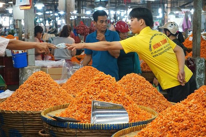 Chợ thủy hải sản khô lớn nhất Sài Gòn tất bật ngày cận Tết - Ảnh 11.