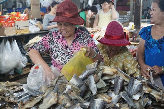 Chợ thủy hải sản khô lớn nhất Sài Gòn tất bật ngày cận Tết - Ảnh 15.