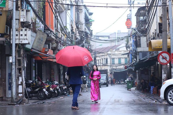 Sáng mùng 1 Tết Mậu Tuất 2018: Có một Hà Nội bình yên đến nao lòng - Ảnh 7.