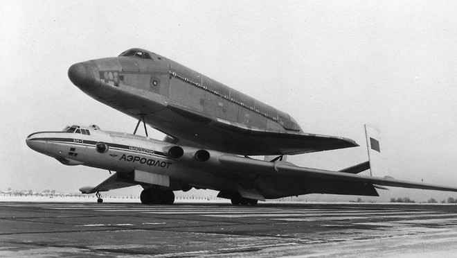 Ảnh: Myasishchev M-4, đối thủ đáng gờm của pháo đài bay B-52 - Ảnh 11.