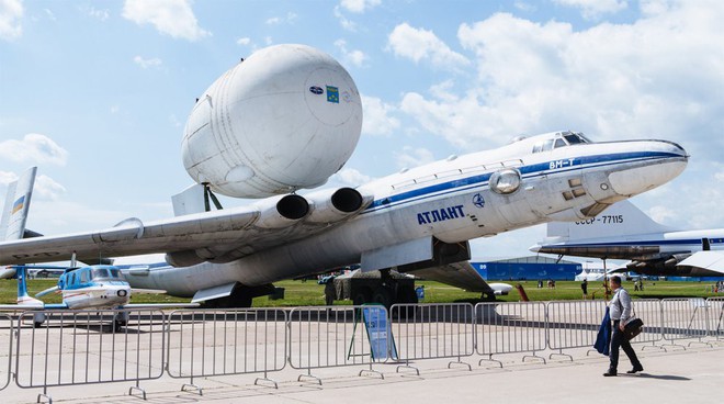 Ảnh: Myasishchev M-4, đối thủ đáng gờm của pháo đài bay B-52 - Ảnh 12.