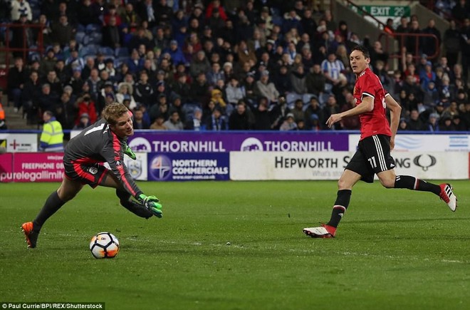 Mourinho nuốt lời vụ Pogba, Lukaku nổ súng đưa Man United trở lại - Ảnh 14.