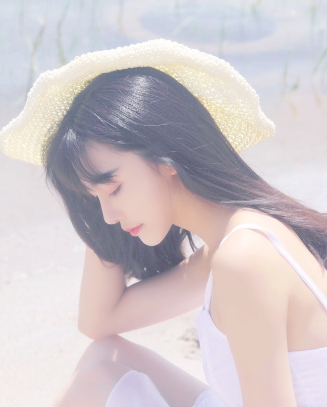 Chỉ nhờ một bức ảnh xuất thần, cô bạn Trung Quốc đã được mệnh danh nữ thần góc nghiêng - Ảnh 13.