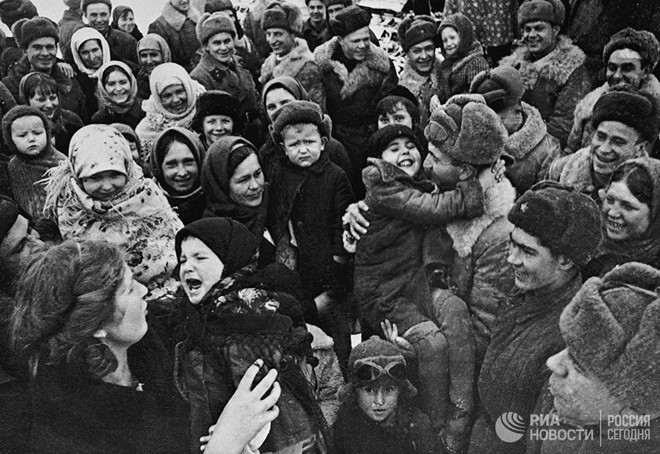 Những hình ảnh hiếm về Chiến thắng Stalingrad cách đây 75 năm - Ảnh 14.