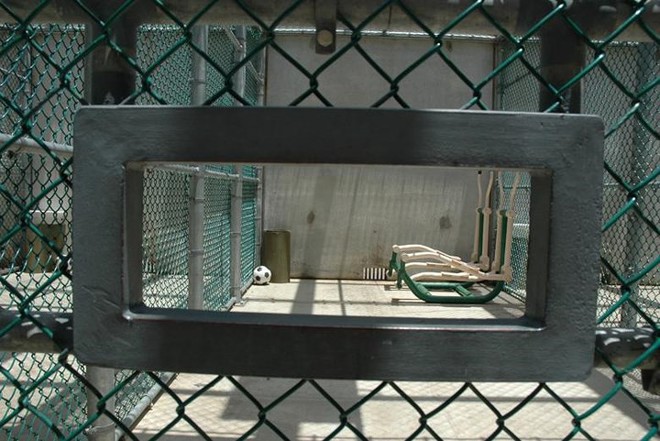 Cuộc sống bên trong nhà tù khét tiếng Guantanamo của Mỹ ở Cuba - Ảnh 23.