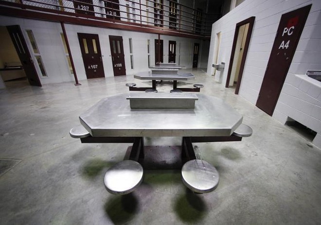 Cuộc sống bên trong nhà tù khét tiếng Guantanamo của Mỹ ở Cuba - Ảnh 24.