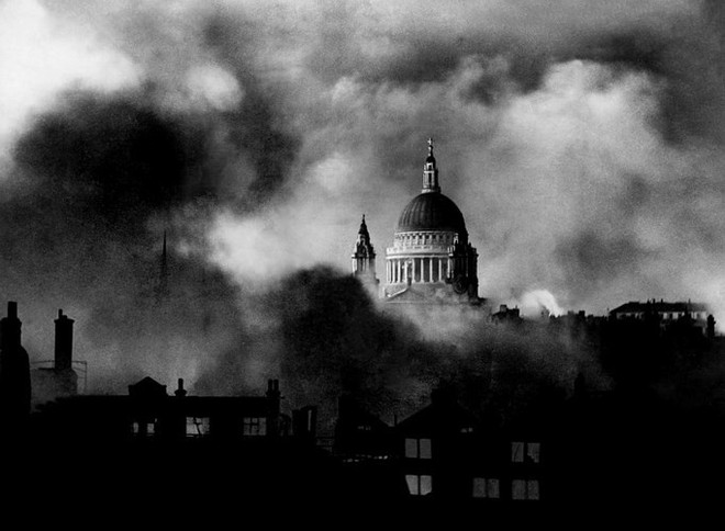 X&oacute;t xa trước những th&agrave;nh phố bị t&agrave;n ph&aacute; tan hoang do chiến tranh - Ảnh 4.