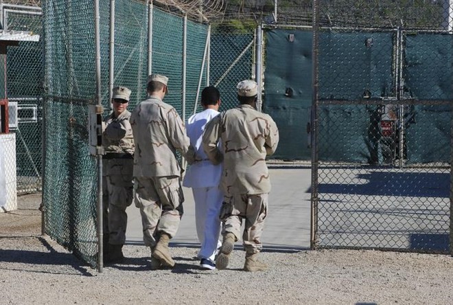 Cuộc sống bên trong nhà tù khét tiếng Guantanamo của Mỹ ở Cuba - Ảnh 3.