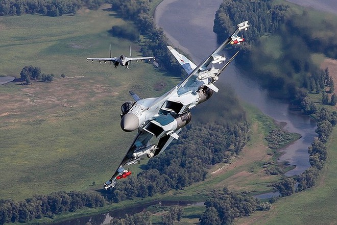 Tiêm kích Su-35: Niềm tự hào Nga gây khiếp đảm cho khủng bố ở Syria - Ảnh 1.
