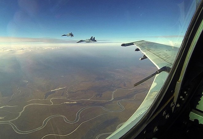 Tiêm kích Su-35: Niềm tự hào Nga gây khiếp đảm cho khủng bố ở Syria - Ảnh 7.