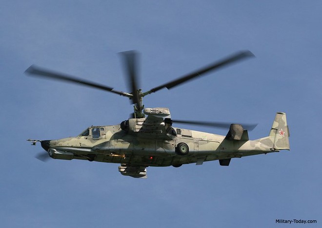 Soi sức mạnh trực thăng “cá mập đen” Ka-50 của Nga - Ảnh 12.