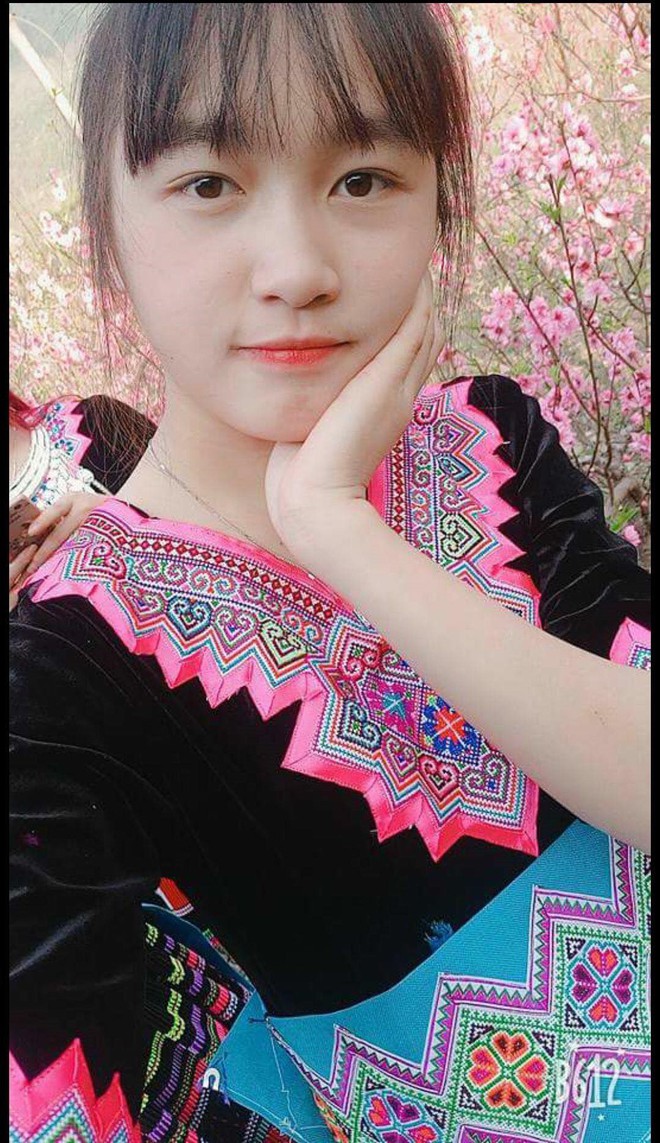 Danh tính cô gái bán cơm lam hút “triệu view” trên mạng xã hội Việt ngày hôm qua  - Ảnh 6.