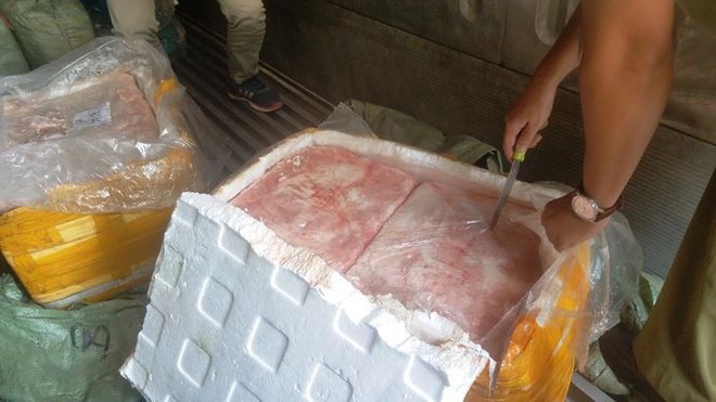 Gần 10 tấn nầm heo thối suýt lên bàn nhậu ở Sài Gòn - Ảnh 2.