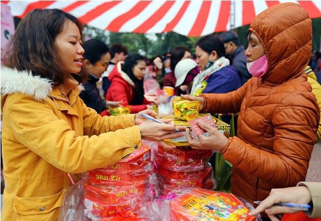 Hà Nội: Phiên chợ tết 0 đồng dành cho người nghèo - Ảnh 6.