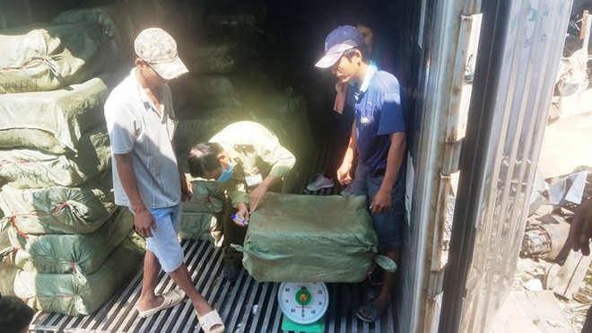 Gần 10 tấn nầm heo thối suýt lên bàn nhậu ở Sài Gòn - Ảnh 6.