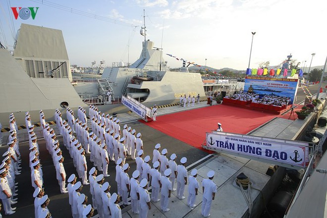 Lễ thượng cờ 2 tàu hộ vệ tên lửa Gepard 3.9 tại Cam Ranh - Ảnh 1.