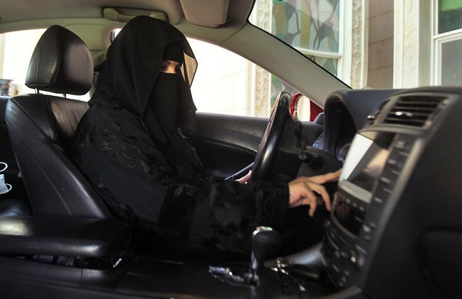Thái tử Arab Saudi chấn hưng đất nước bằng liệu pháp sốc - Ảnh 1.