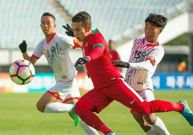 ĐKVĐ V-League mất điểm ngày ra quân, sao trẻ Indonesia gia nhập giải Ba Lan - Ảnh 1.