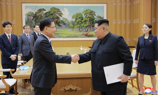2 ông Donald Trump, Kim Jong-un xé rào ngoại giao, chấp nhận rủi ro mưu đại sự - Ảnh 2.