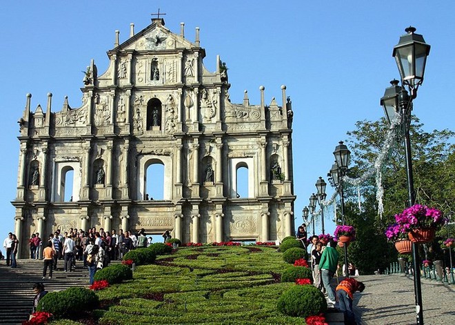 Nhà thờ to đẹp ở châu Á nổi tiếng vì cháy nhiều lần - Ảnh 1.