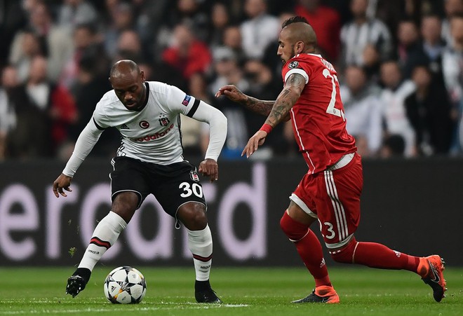 Besiktas 1-3 Bayern Munich: HLV Jupp Heynckes phá kỷ lục Champions League - Ảnh 3.