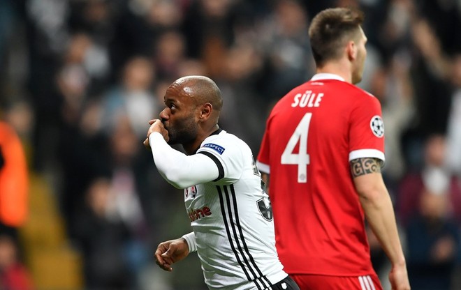 Besiktas 1-3 Bayern Munich: HLV Jupp Heynckes phá kỷ lục Champions League - Ảnh 9.