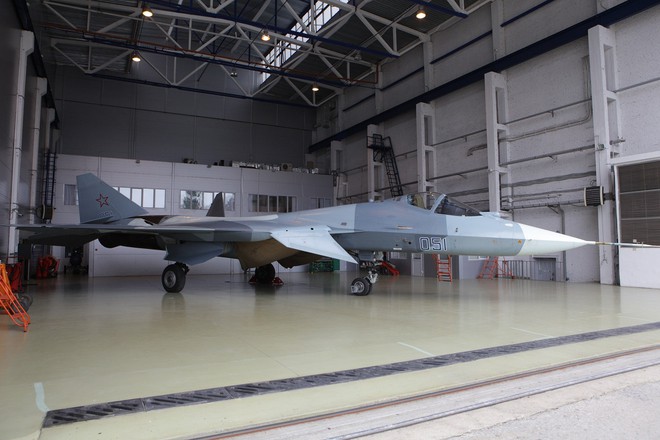 Su-57 bộc lộ điểm yếu đầu tiên trong quá trình triển khai tại Syria? - Ảnh 1.