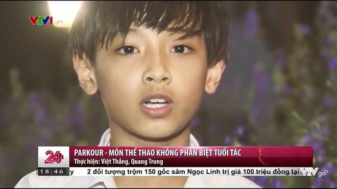 Hot boy nhí 10 tuổi xuất hiện trên bản tin VTV gây chú ý vì giống Jungkook (BTS) - Ảnh 2.