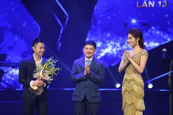 Mỹ Tâm đánh bại Hồ Ngọc Hà, Thu Minh đoạt giải Ca sĩ của năm - Ảnh 9.