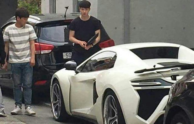 Danh sách sao nam xứ Hàn sở hữu siêu xe cực hiếm tiền tỷ, và chiếc đắt nhất không phải thuộc về G-Dragon - Ảnh 8.