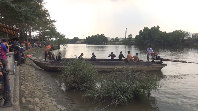 Rủ nhau bơi qua sông Chợ Đệm, một thanh niên mất tích - Ảnh 1.
