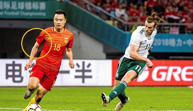 Trung Quốc dọa cấm cầu thủ xăm mình lên tuyển quốc gia - Ảnh 2.